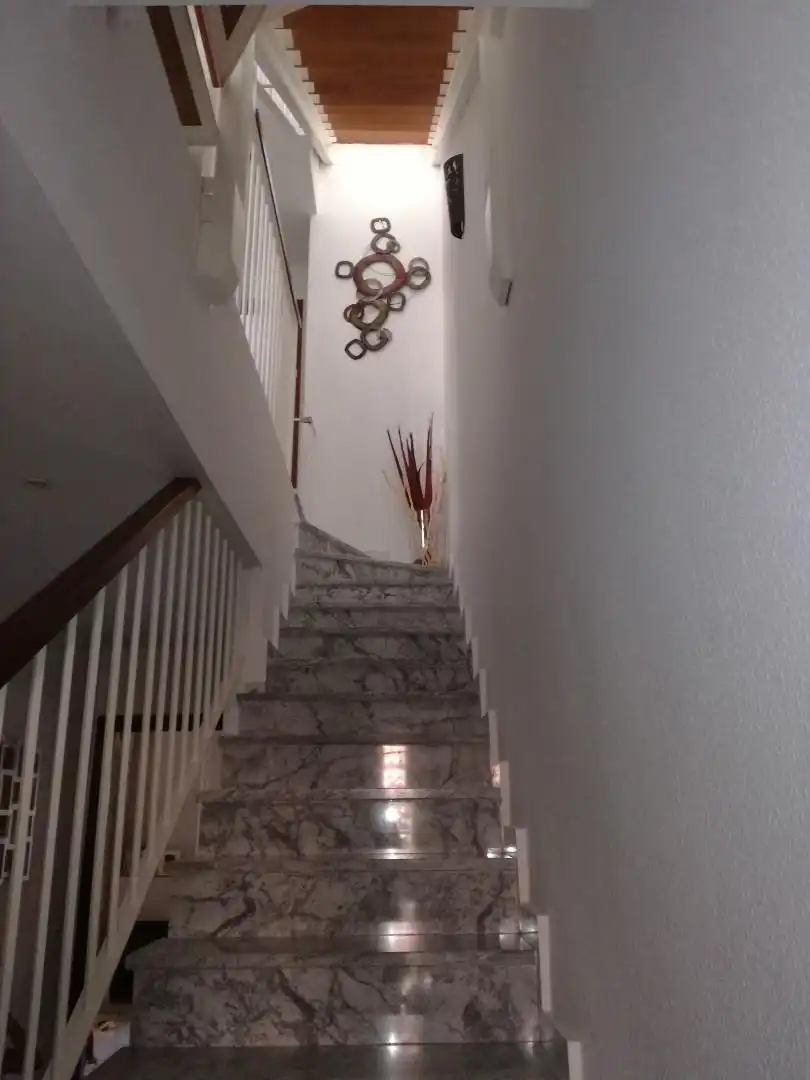 Wohnung zum Verkauf in  Sevilla Capital mit Klimaanlage, Terrasse und Balkon