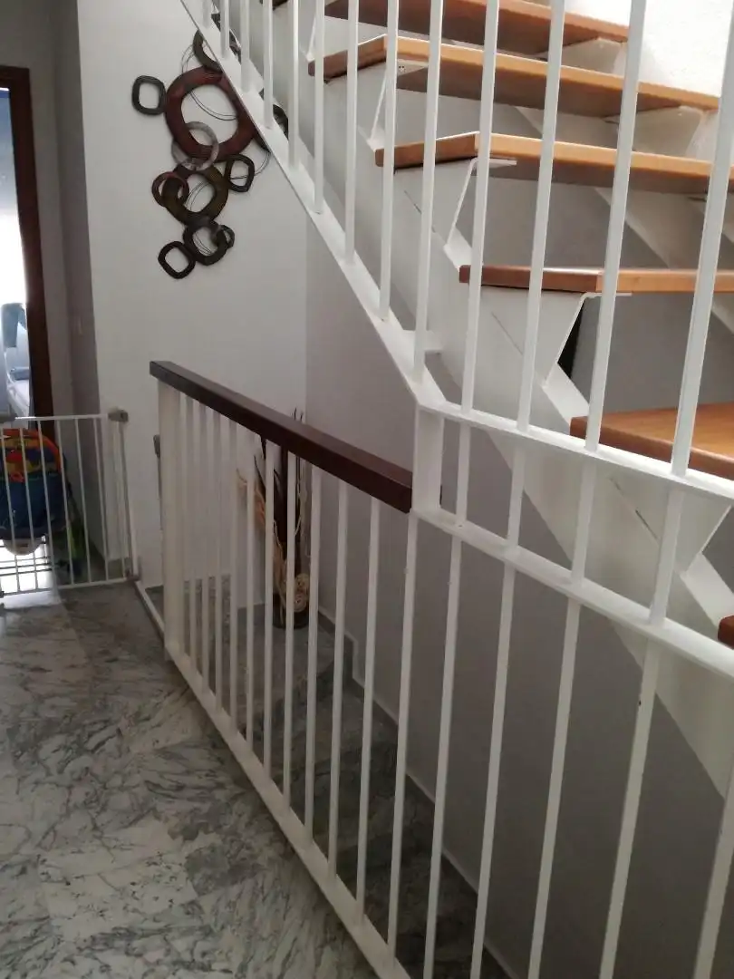 Wohnung zum Verkauf in  Sevilla Capital mit Klimaanlage, Terrasse und Balkon