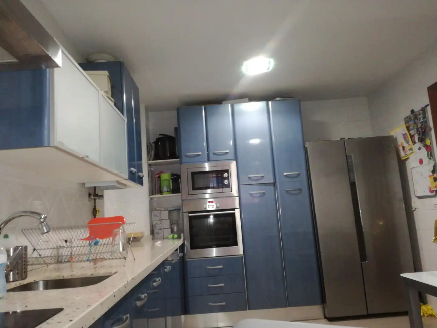 Küche von Wohnung zum Verkauf in  Sevilla Capital mit Klimaanlage, Terrasse und Balkon