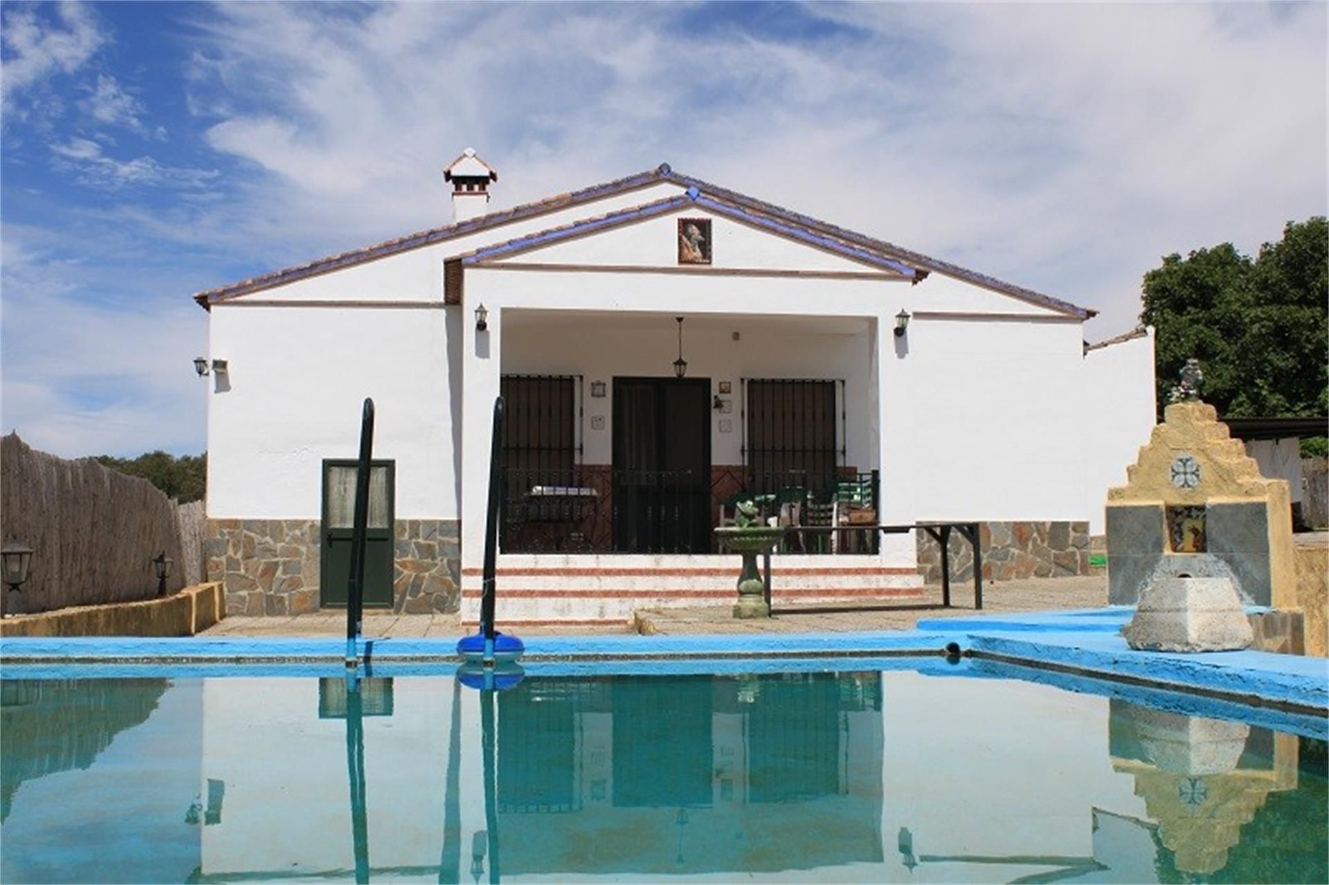 Exterior view of House or chalet for sale in Alanís  with Air Conditioner, Heating and Private garden