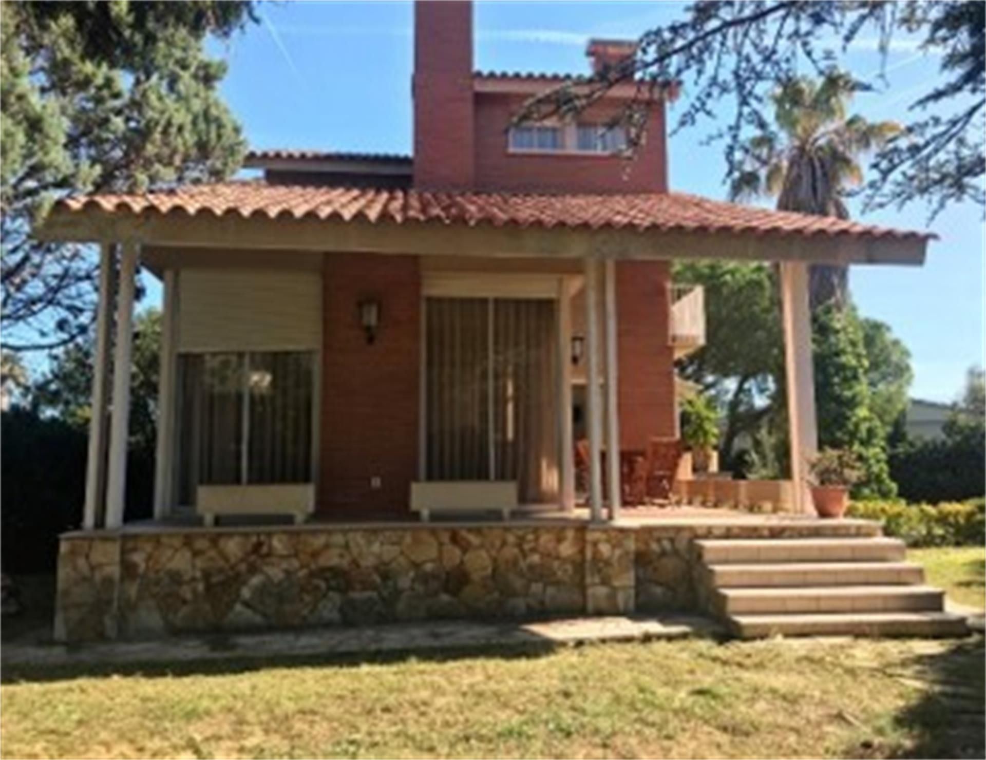 Exterior view of House or chalet for sale in El Vendrell  with Heating, Private garden and Terrace