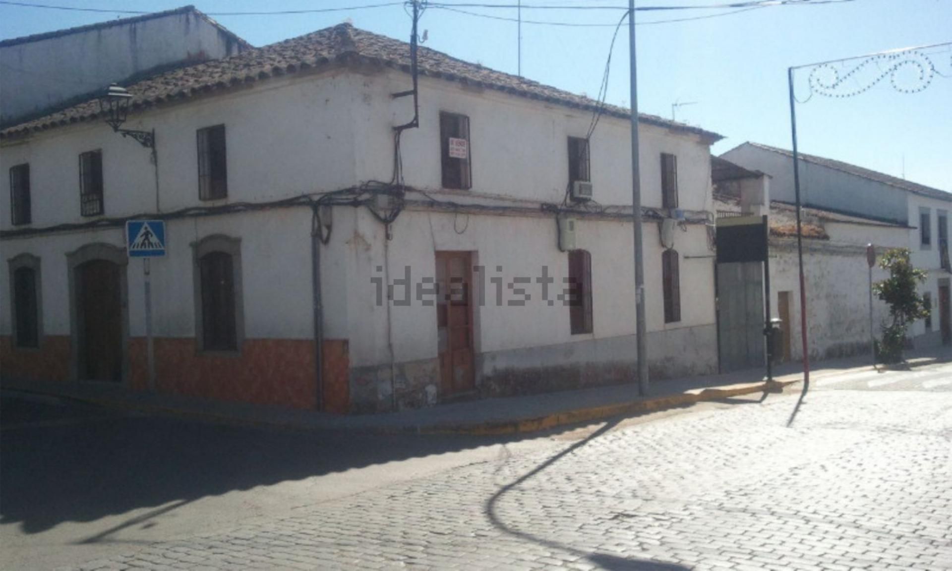 Exterior view of Single-family semi-detached for sale in Villanueva de Córdoba  with Terrace and Storage room