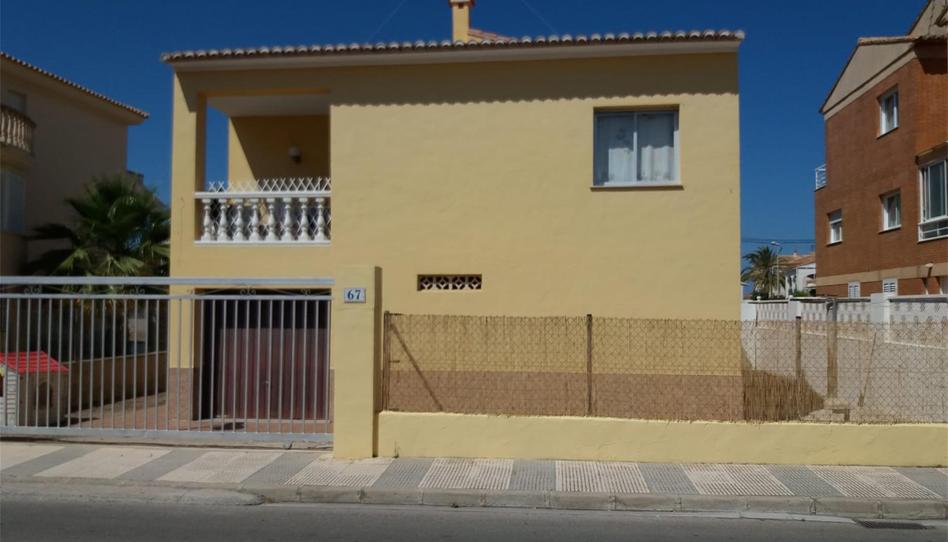 Casa o xalet en venda a Calle de la Vela, 22, Oliva Playa, Valencia - imatge 1 Foto 1 de Casa o xalet en venda a Calle de la Vela, 22, Oliva Playa, Valencia