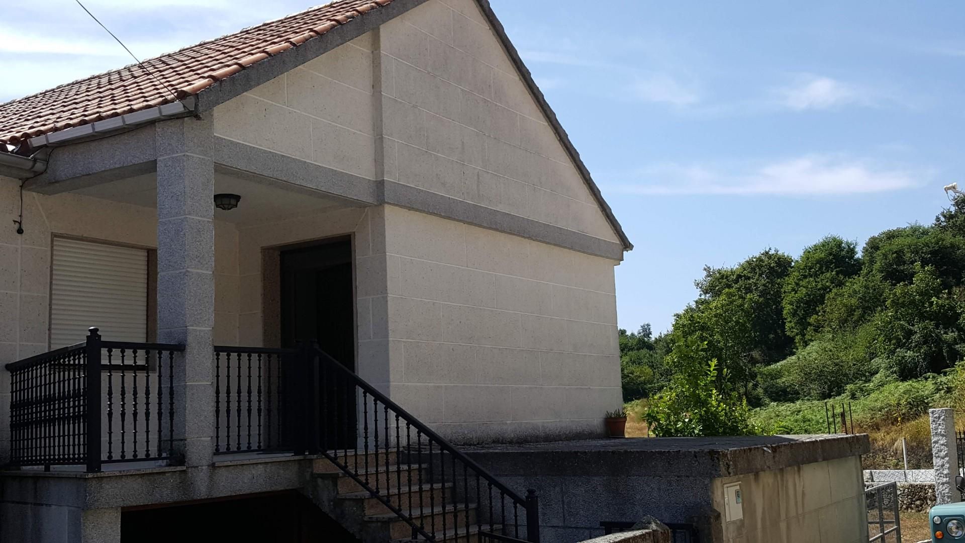 Single-family semi-detached for sale in Rúa Torneiros, 20, Lobeira