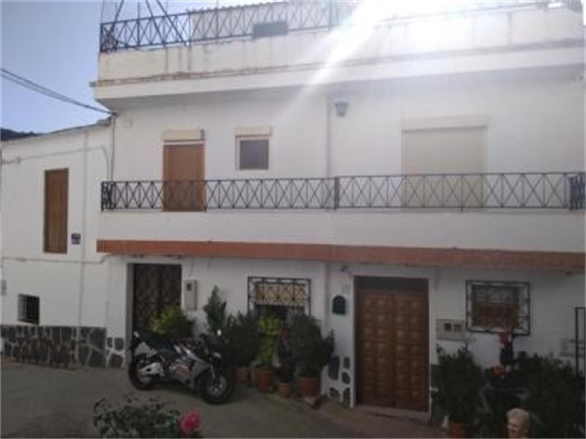 Exterior view of Flat for sale in Bérchules  with Terrace, Storage room and Furnished