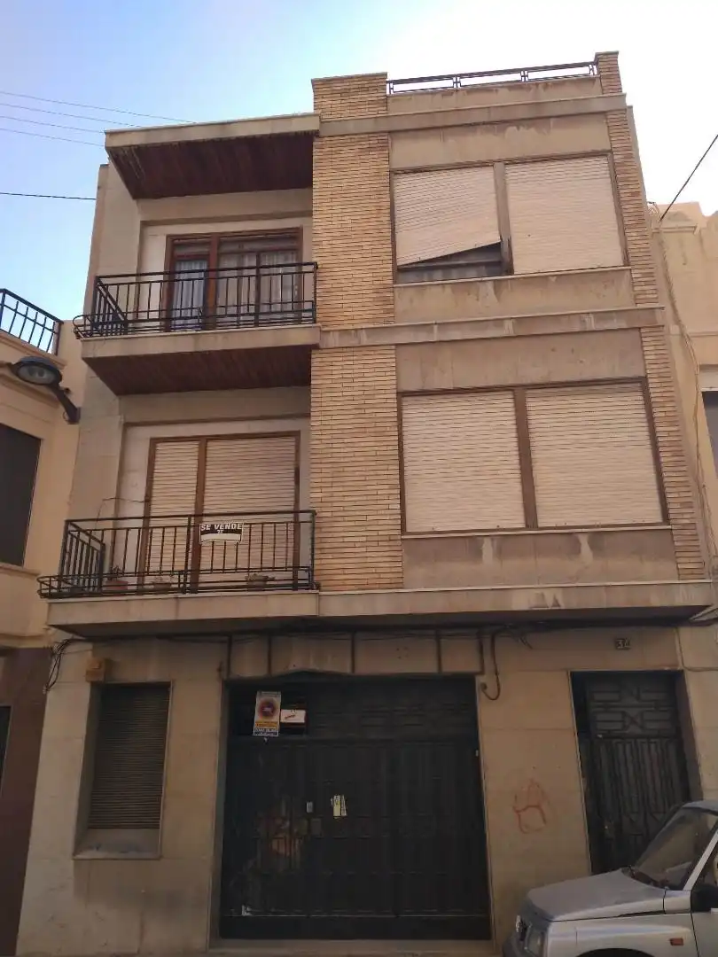 Casa o chalet en venta en Calle de San Miguel, 34, Piscinas Vista exterior de Casa o chalet en venta en Vila-real con Terraza y Balcón