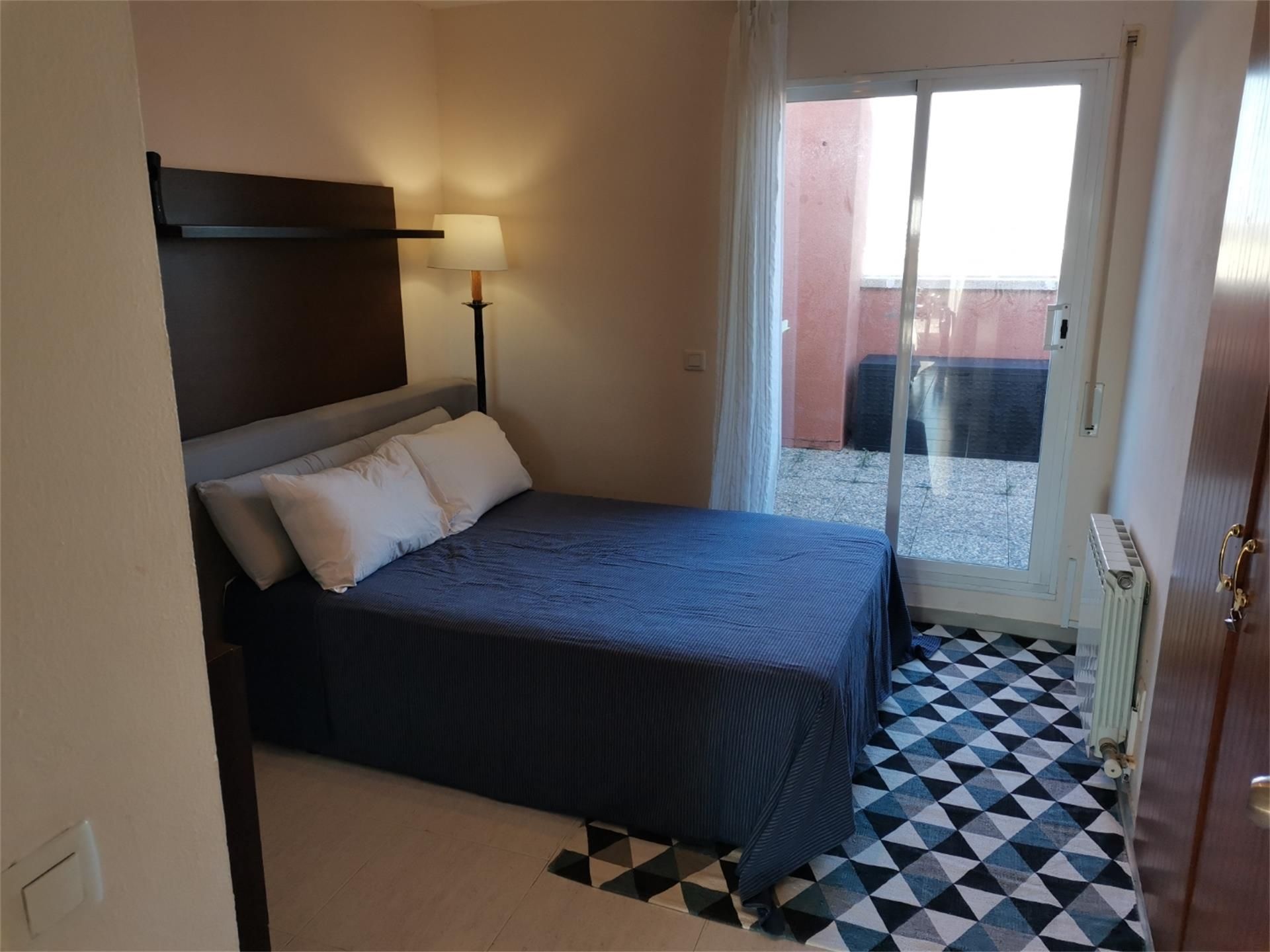 Àtic per a compartir a Centre