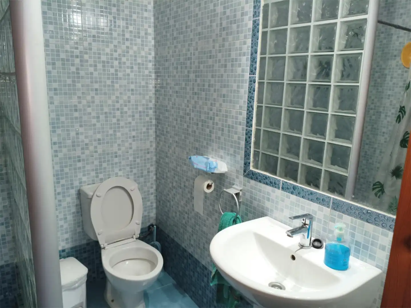 Casa o chalet en venta en Calle Chaparral, 14, Dúrcal Baño de Casa o chalet en venta en Dúrcal con Aire acondicionado y Terraza