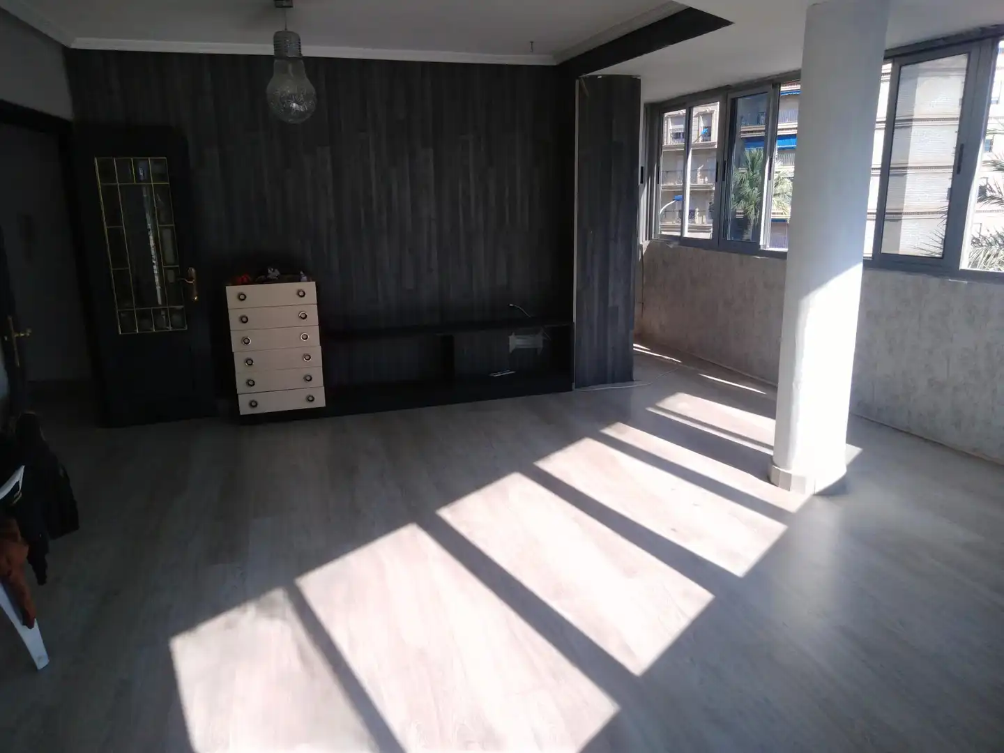 Sala de estar de Piso en venta en Crevillent con Parquet y Terraza