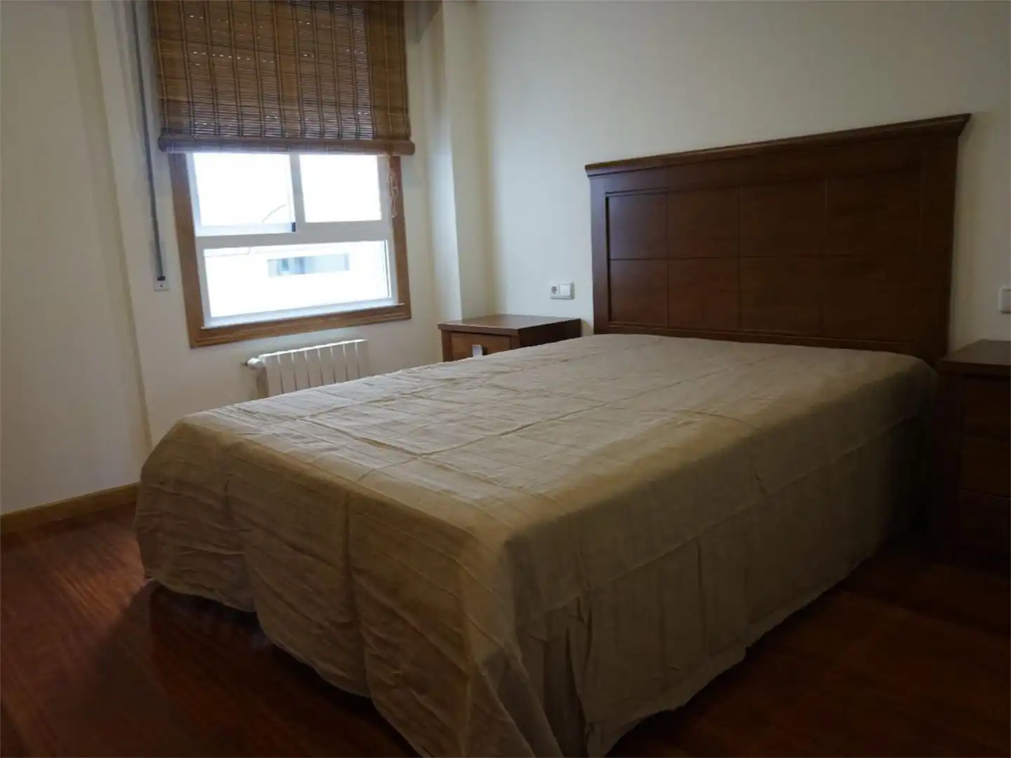 Schlafzimmer von Wohnung zur Miete in Ourense Capital  mit Heizung, Privatgarten und Parkett
