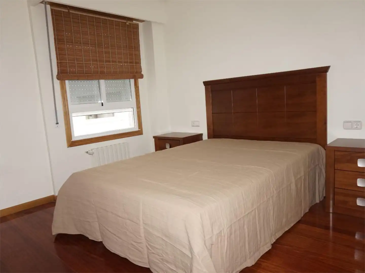 Schlafzimmer von Wohnung zur Miete in Ourense Capital  mit Heizung, Privatgarten und Parkett
