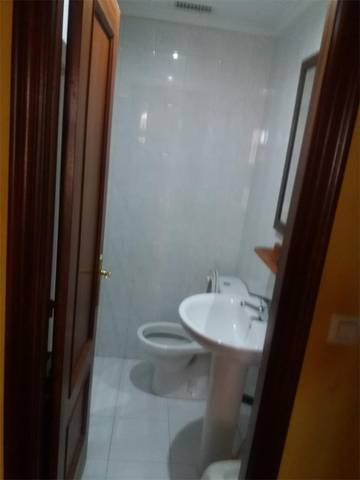 Piso en venta en  de santa cruz de bezana, pisos s