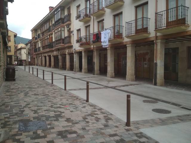 Local comercial en Alquiler en Calle Arzobispo Barroeta, 4 en Ezcaray