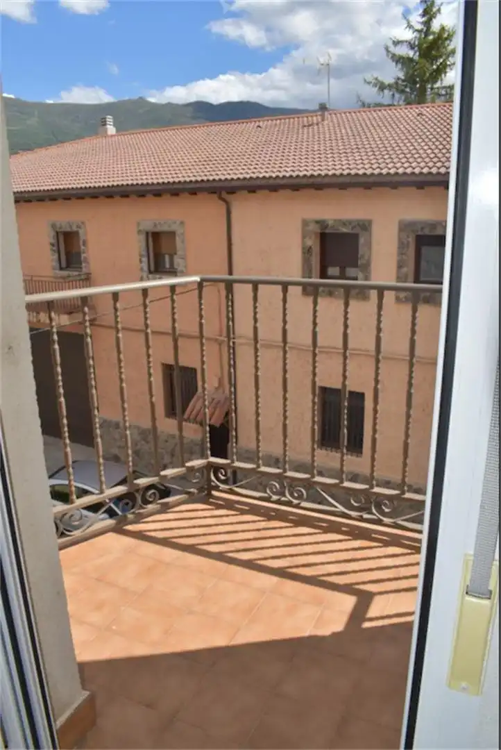 Piso en venta en Piedrahíta Terraza de Piso en venta en Piedrahíta con Calefacción, Terraza y Amueblado