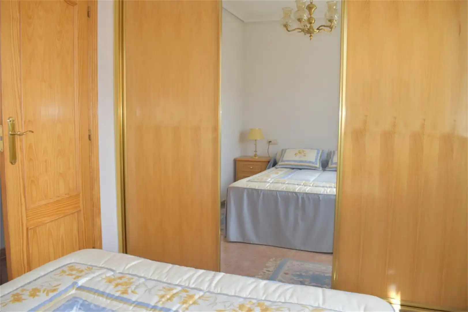 Piso en venta en Piedrahíta Habitación de Piso en venta en Piedrahíta con Calefacción, Terraza y Amueblado