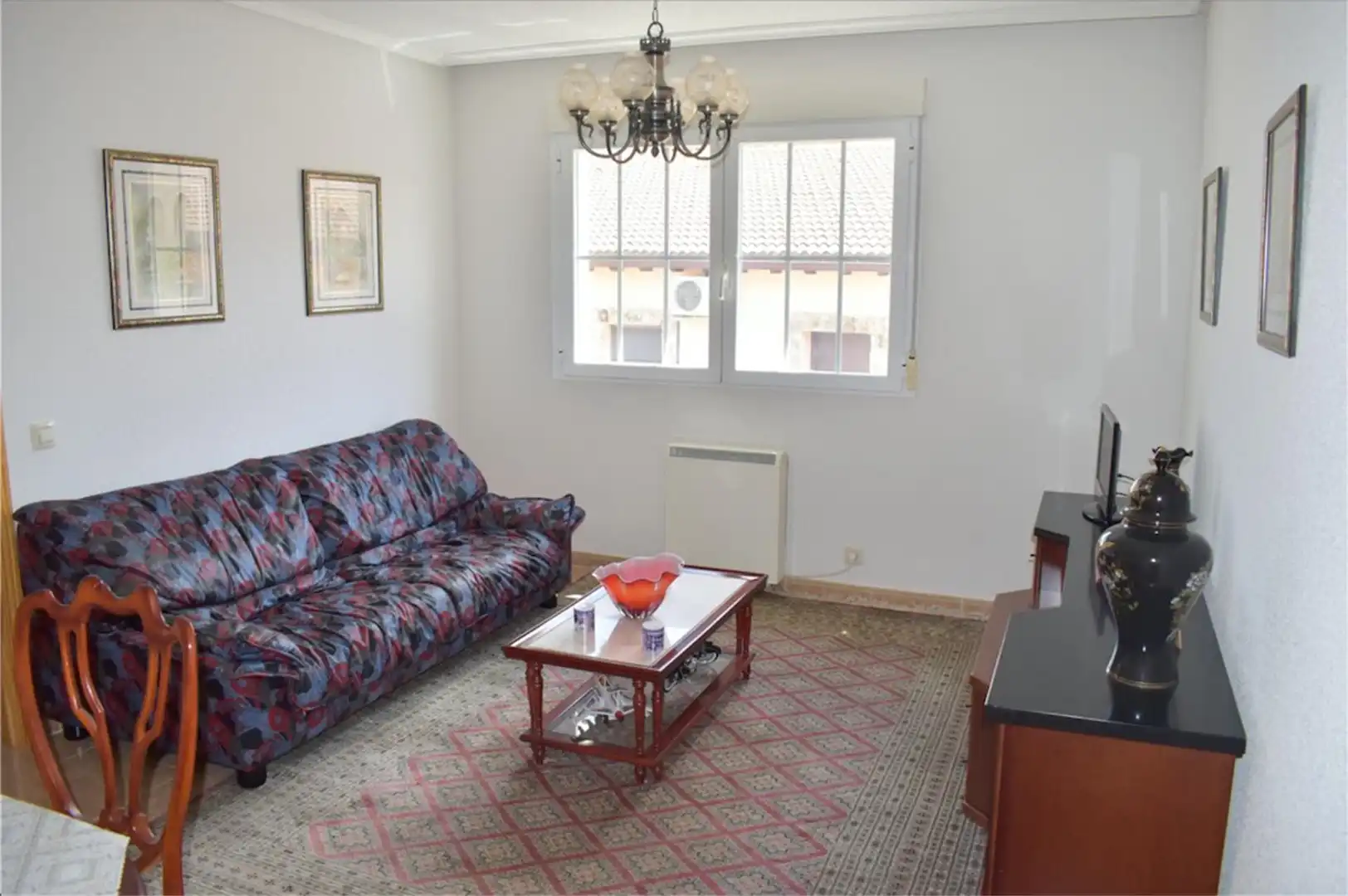 Piso en venta en Piedrahíta Sala de estar de Piso en venta en Piedrahíta con Calefacción, Terraza y Amueblado