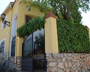 Vista exterior de Casa o xalet en venda en Buendía amb Terrassa