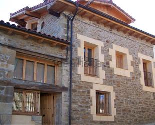 Exterior view of House or chalet for sale in Valle de Manzanedo  with Terrace