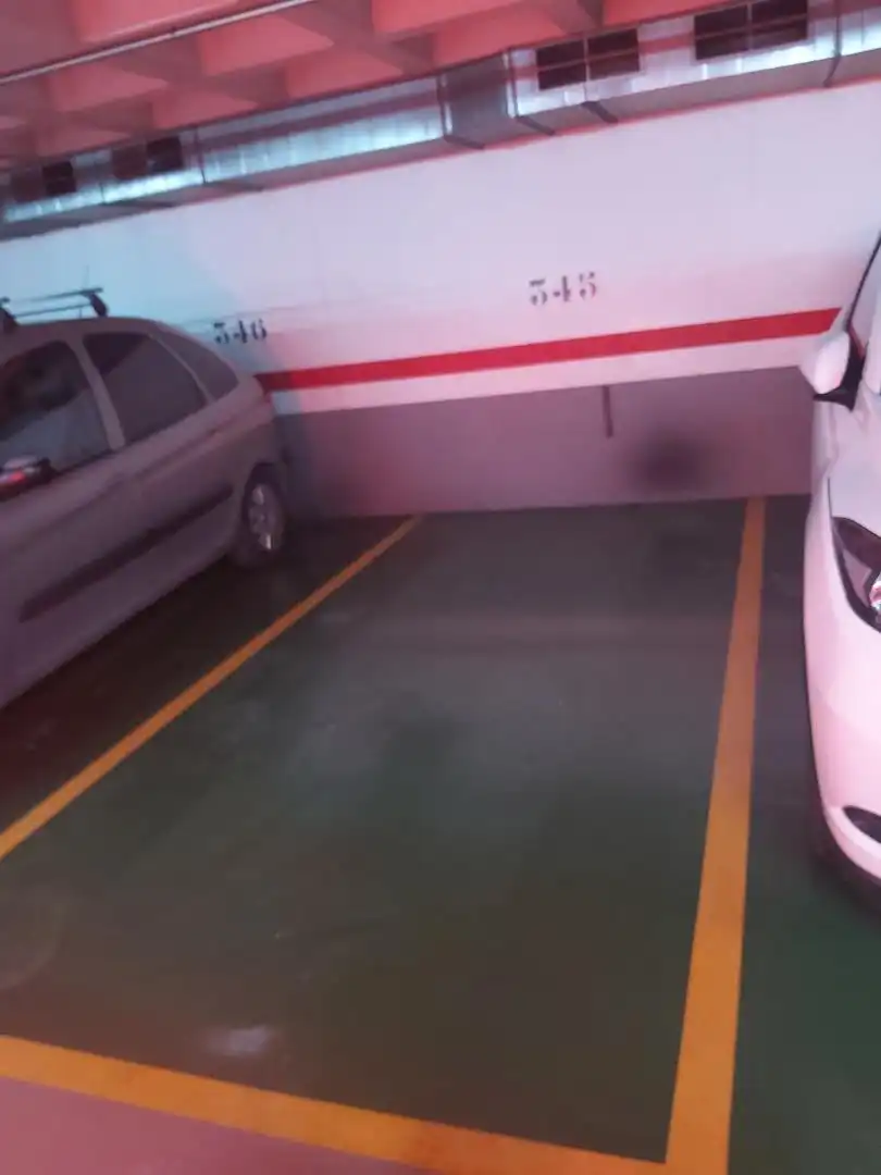 Garaje en venta en Carrer de Mossèn Jacint Verdaguer, 5, Riu Sud Parking de Garaje en venta en Santa Coloma de Gramenet