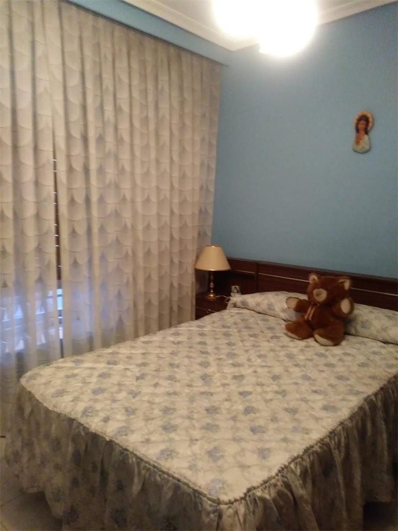 House or chalet for sale in Calle Mayor de Chamberí, 114, Tejares - Chamberí - Alcades Bedroom of House or chalet for sale in Salamanca Capital with Terrace and Balcony