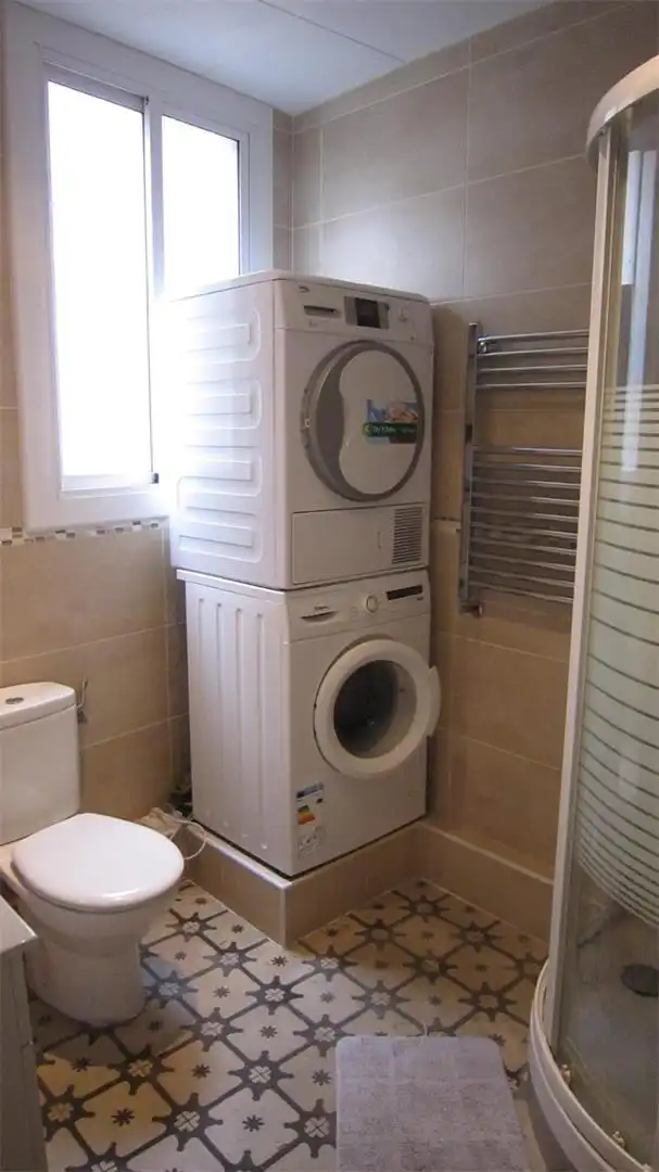 Room in Carrer del Consell de cent, 472, Fort Pienc Room in Carrer del Consell de cent, 472, Fort Pienc