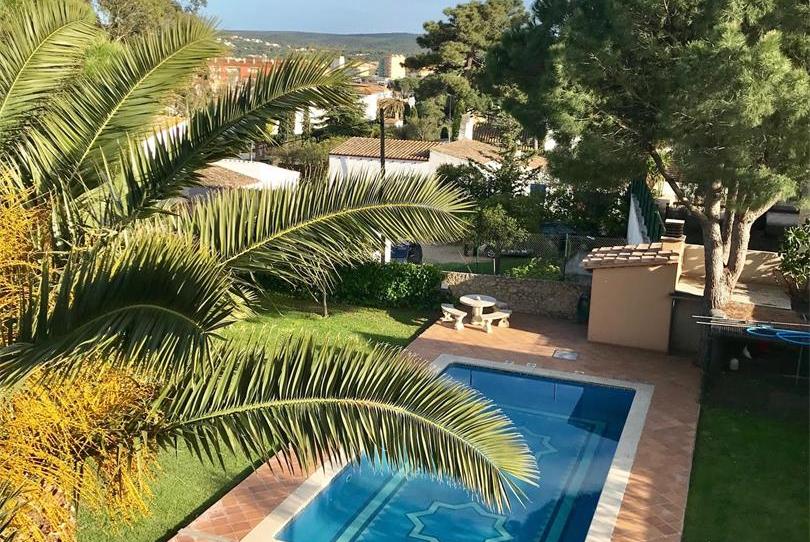 House or chalet for sale in Eixample Residencial, L'Escala - image 1 Photo 1 of House or chalet for sale in Eixample Residencial, L'Escala