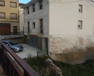 Vista exterior de Casa o xalet en venda en Cervera del Río Alhama amb Terrassa i Balcó