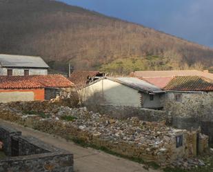 Exterior view of Land for sale in La Pernía  