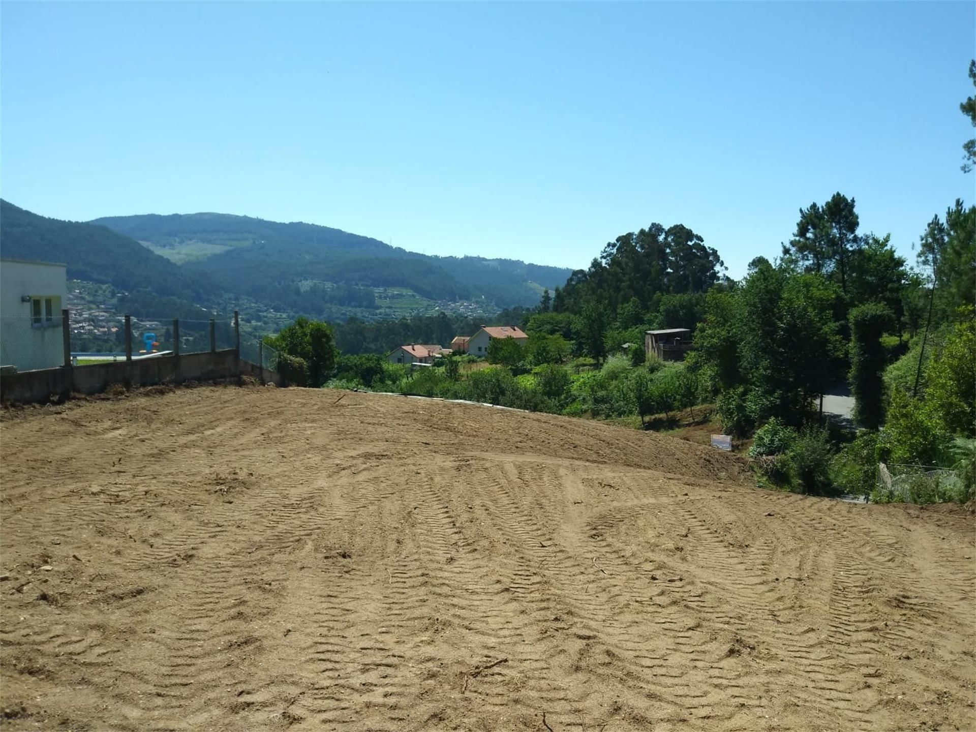 Land for sale in Mos