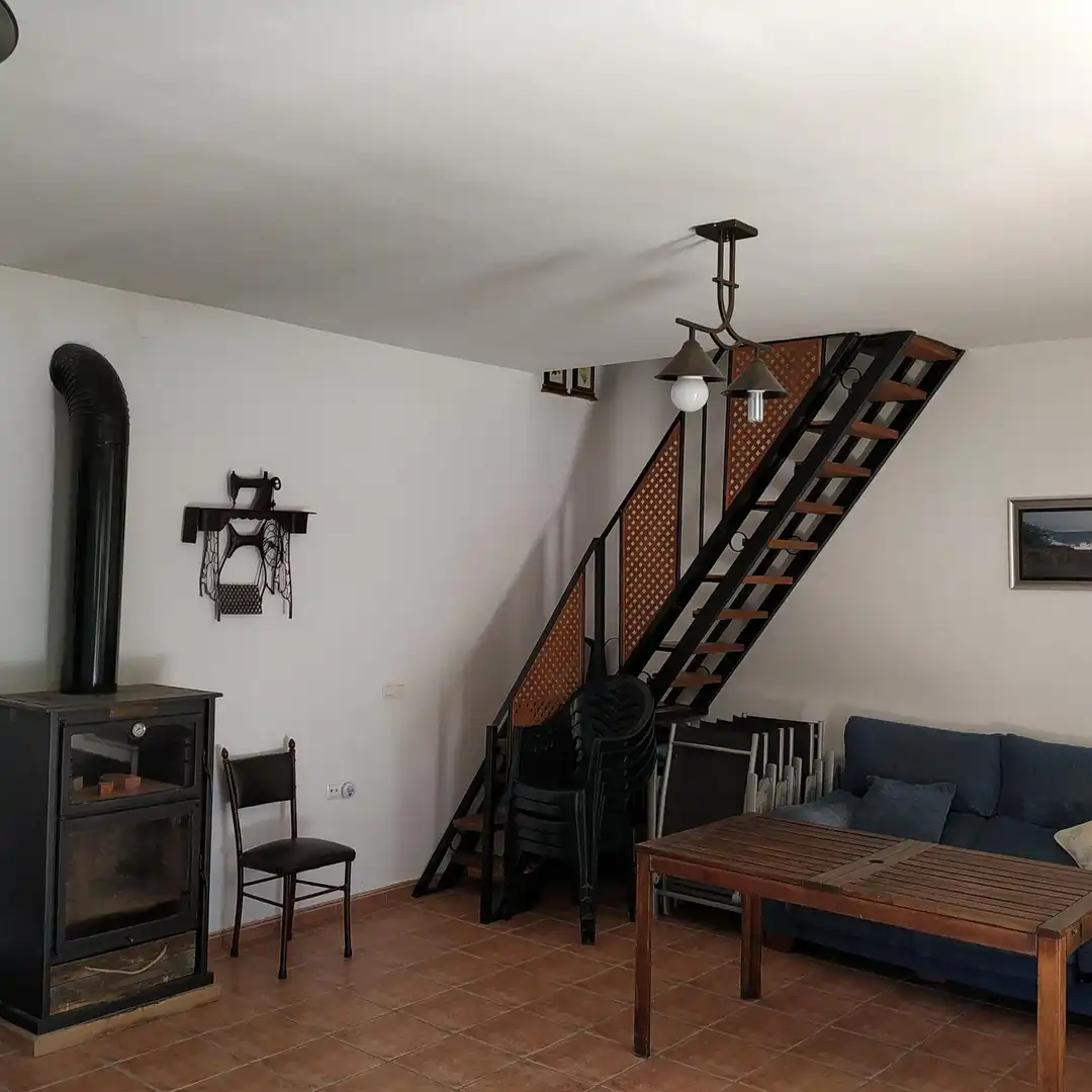 Wohnung zum Verkauf in Alhama de Granada Wohnung zum Verkauf in Alhama de Granada mit Privatgarten, Terrasse und Schwimmbad