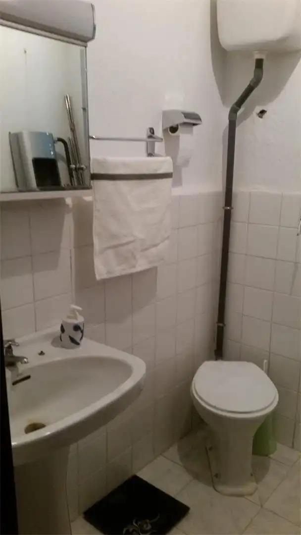 Detached homes for sale in Jaraíz de la Vera Bathroom of Detached homes for sale in Jaraíz de la Vera with Air Conditioner, Terrace and Storage room