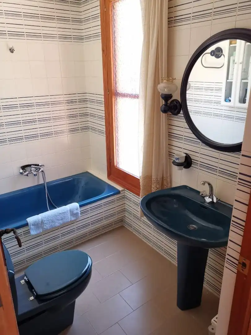Wohnung zum Verkauf in Partida La Plana, 263, Muro de Alcoy Badezimmer von Wohnung zum Verkauf in Muro de Alcoy mit Klimaanlage, Heizung und Privatgarten