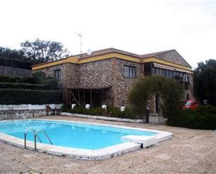 Swimming pool of House or chalet for sale in Sierra de Fuentes  with Swimming Pool