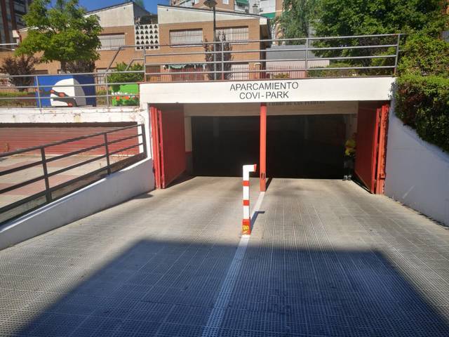 Garaje en Venta en Calle de la Sagra, 10 en Zarzaquemada