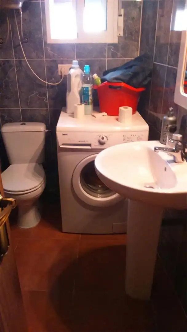 Casa adosada en venta en Calle Mayor Ituero, 26, Masegoso Baño de Casa adosada en venta en Masegoso con Amueblado, Lavadora y Microondas