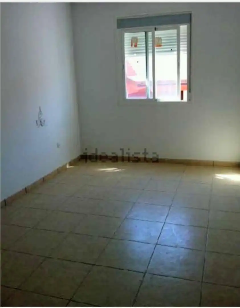 Piso en venta en Torreperogil Habitación de Piso en venta en Torreperogil con Aire acondicionado, Jardín privado y Parking comunitario