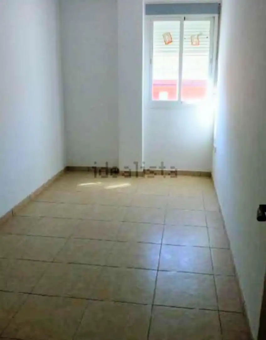 Piso en venta en Torreperogil Habitación de Piso en venta en Torreperogil con Aire acondicionado, Jardín privado y Parking comunitario