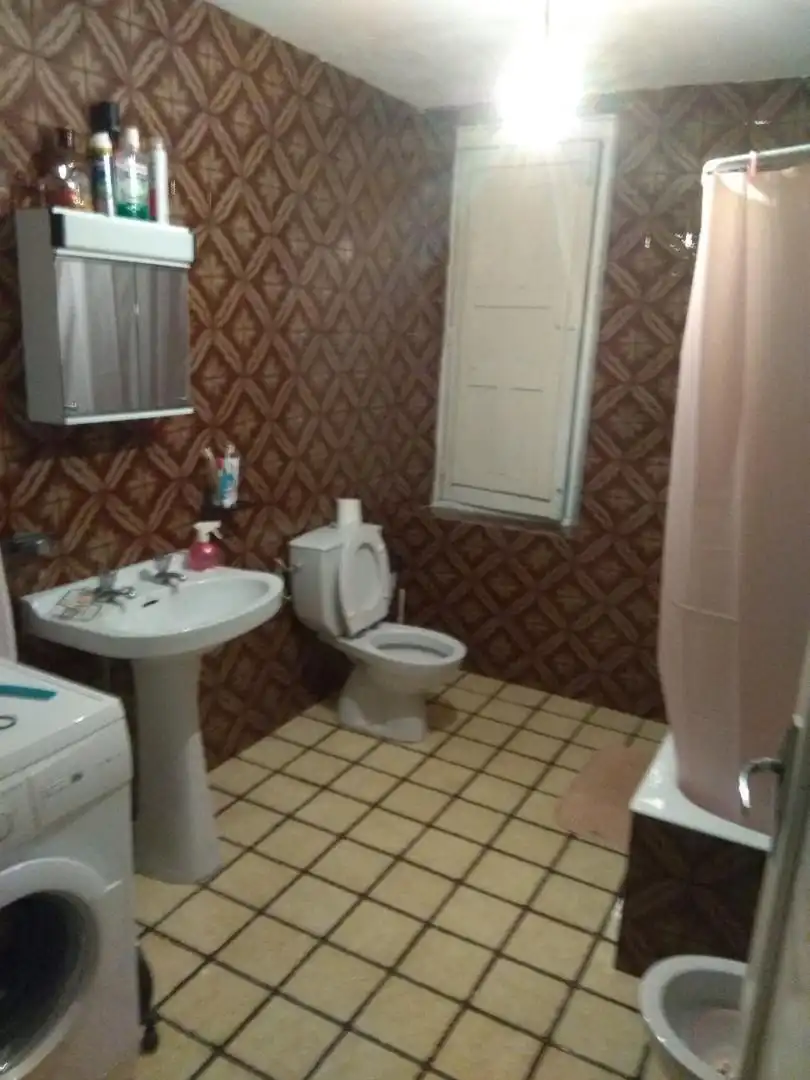 Baño de Casa o chalet en venta en Las Omañas  con Parquet, Trastero y Amueblado