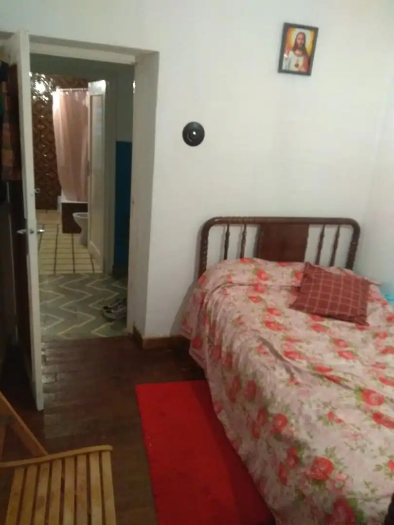 Habitación de Casa o chalet en venta en Las Omañas  con Parquet, Trastero y Amueblado