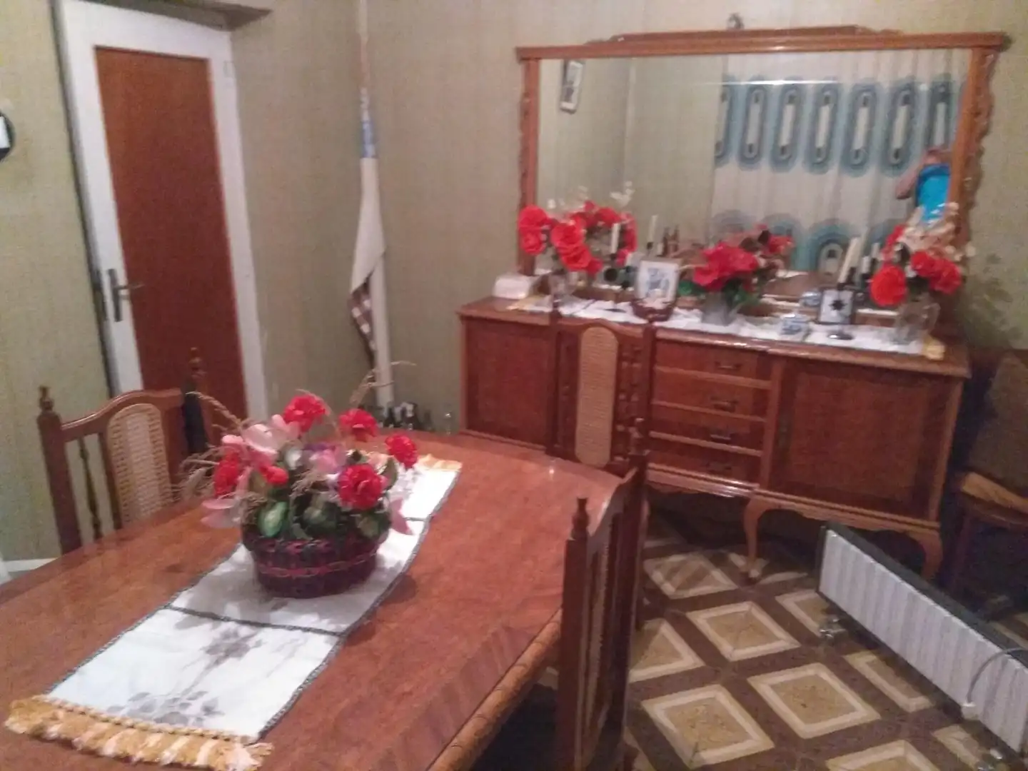 Comedor de Casa o chalet en venta en Las Omañas  con Parquet, Trastero y Amueblado