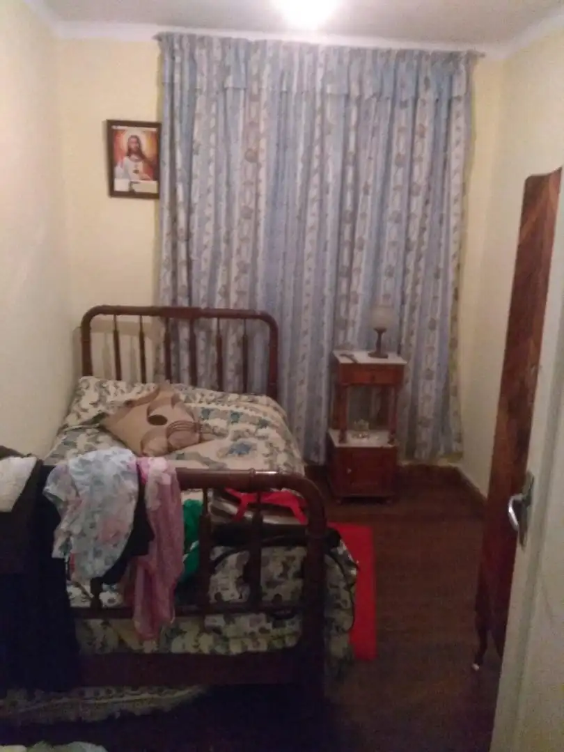 Habitación de Casa o chalet en venta en Las Omañas  con Parquet, Trastero y Amueblado