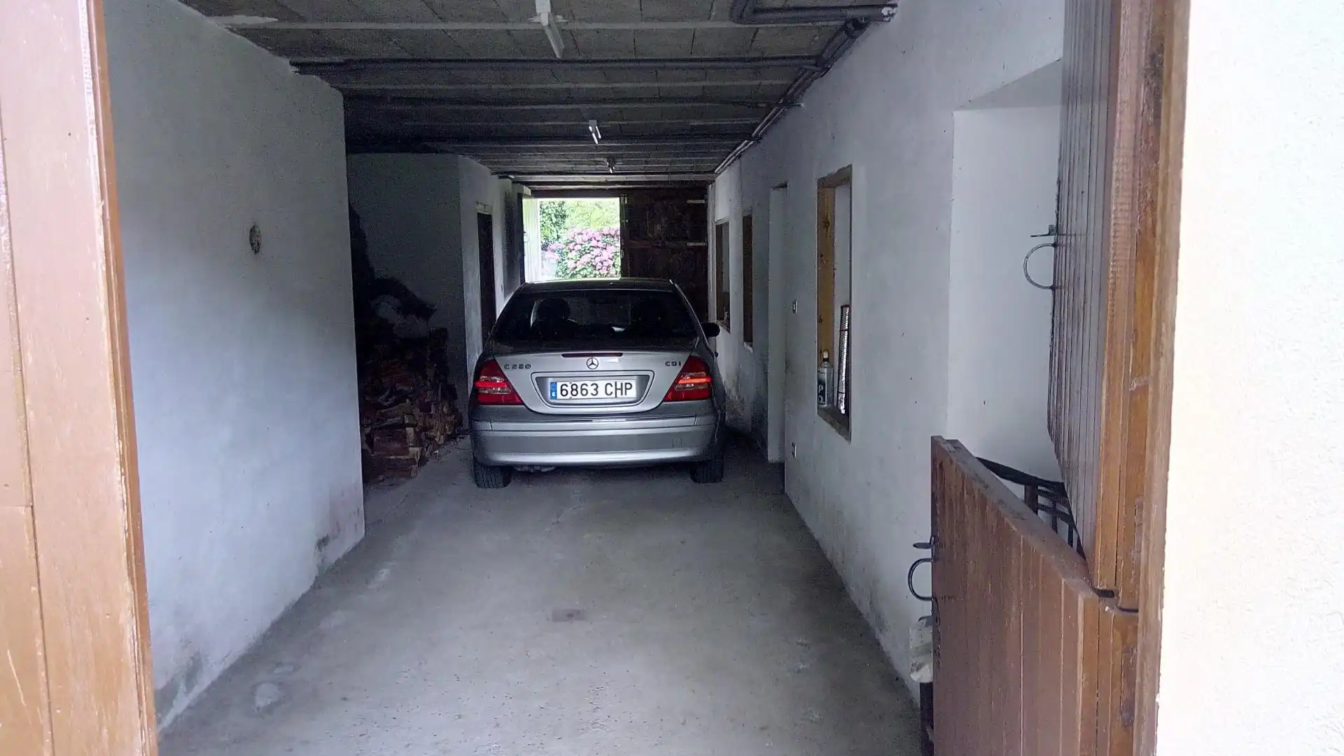 Finca rústica en venta en San Tirso de Abres Parking de Finca rústica en venta en San Tirso de Abres con Calefacción, Jardín privado y Terraza