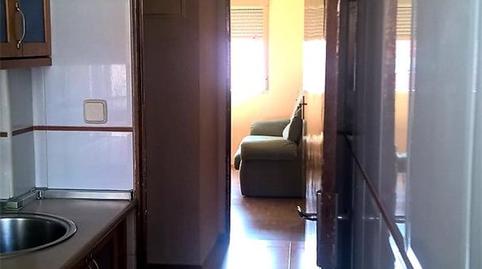 Foto 3 de Piso en venta en Calle de Emilia Ballester, 46, Villaverde Alto, Madrid