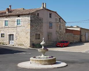 Außenansicht von Country house zum verkauf in Valles de Palenzuela mit Abstellraum und Möbliert