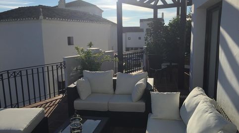 Foto 5 de Apartamento en venta en Alto de los Monteros, Marbella