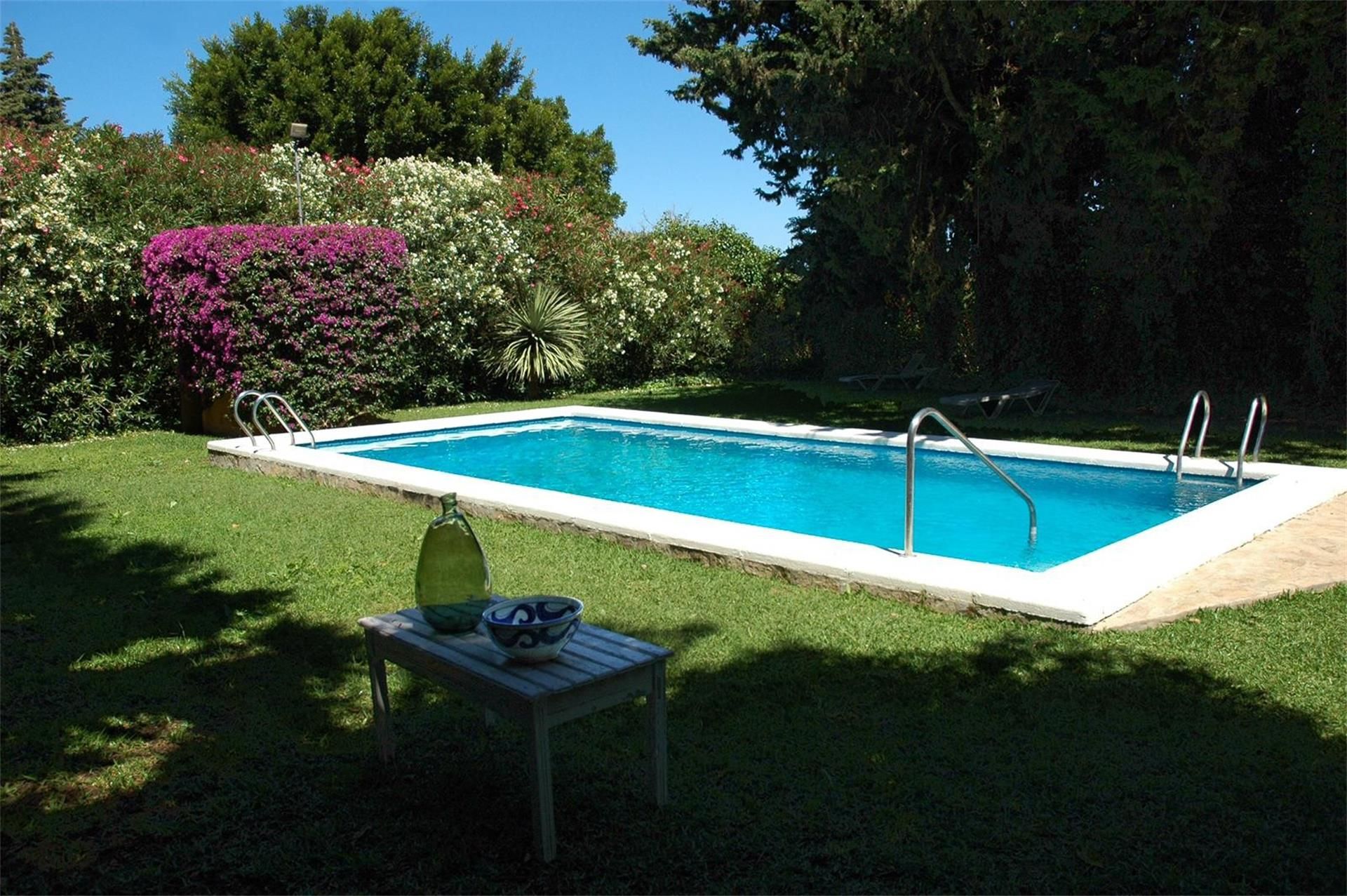 Swimming pool of Single-family semi-detached to rent in Conil de la Frontera  with Terrace, Furnished and Oven
