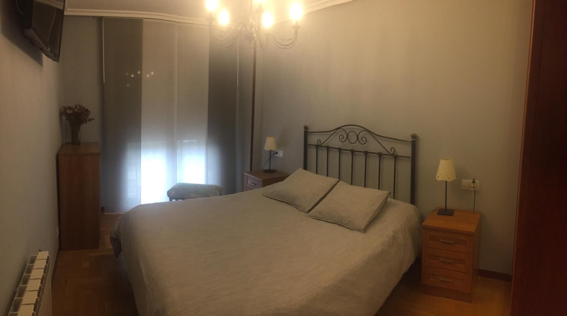 Dormitori de Dúplex en venda en Avilés amb Balcó