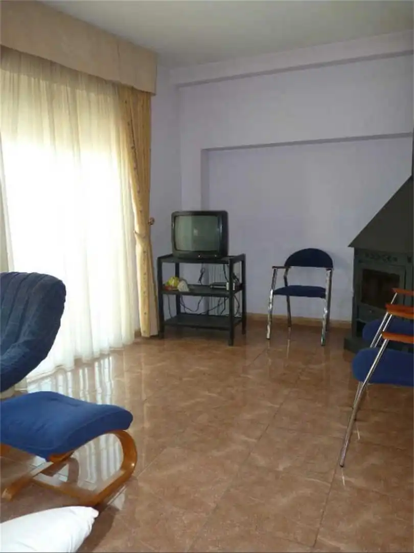 Sala d'estar de Casa adosada en venda en Alcoy / Alcoi amb Terrassa i Balcó