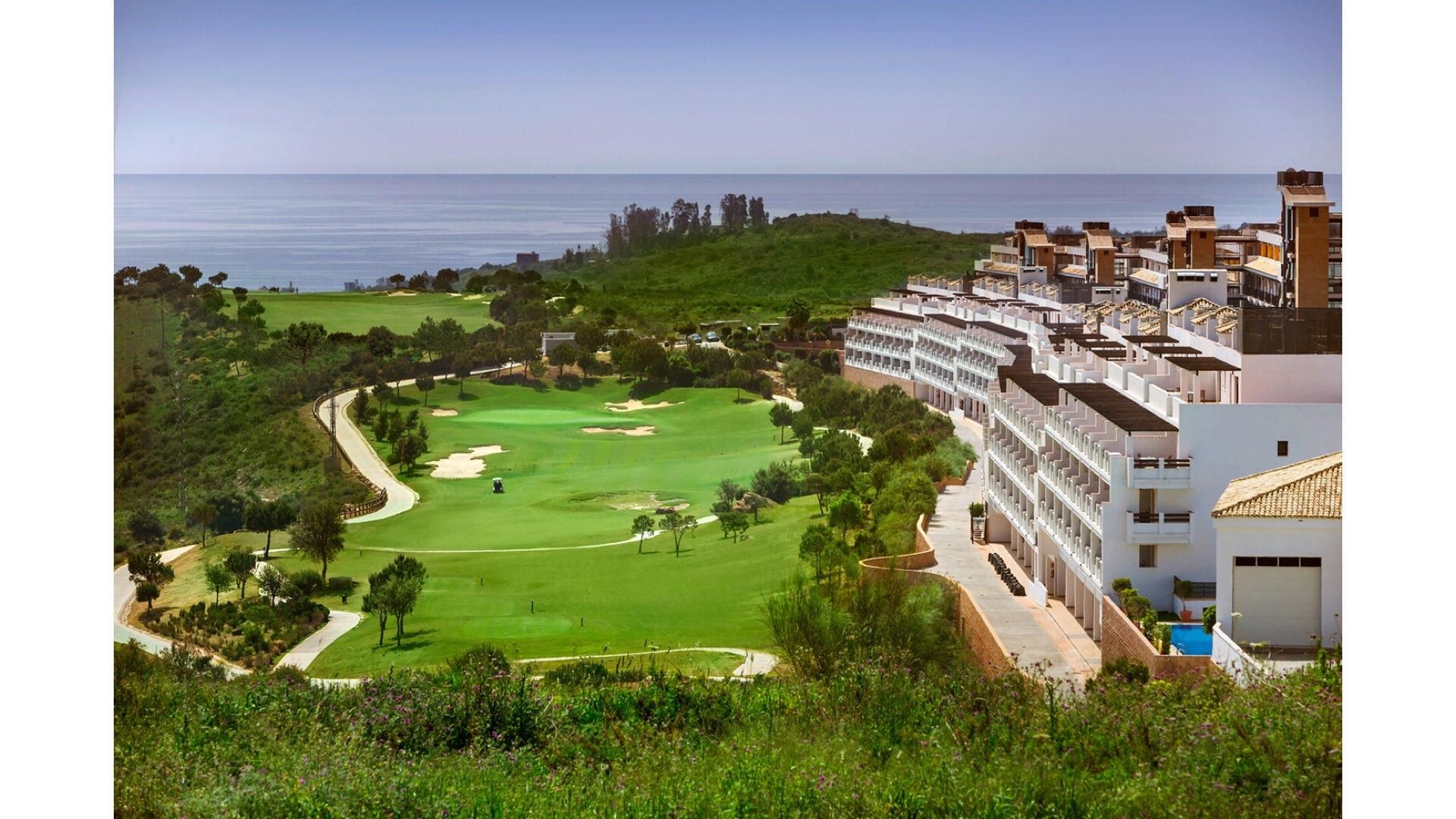 Vista exterior de Apartamento en venta en Estepona con Aire acondicionado, Calefacción y Terraza