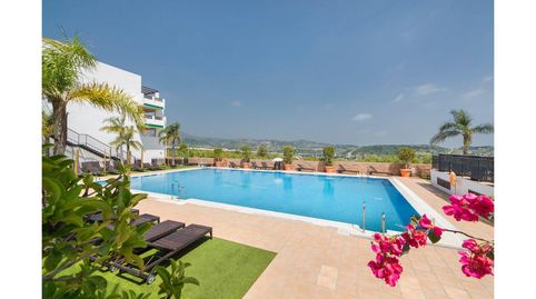 Foto 2 de Apartamento en venta en Calle Flaminio, 2, Valle Romano Golf, Estepona
